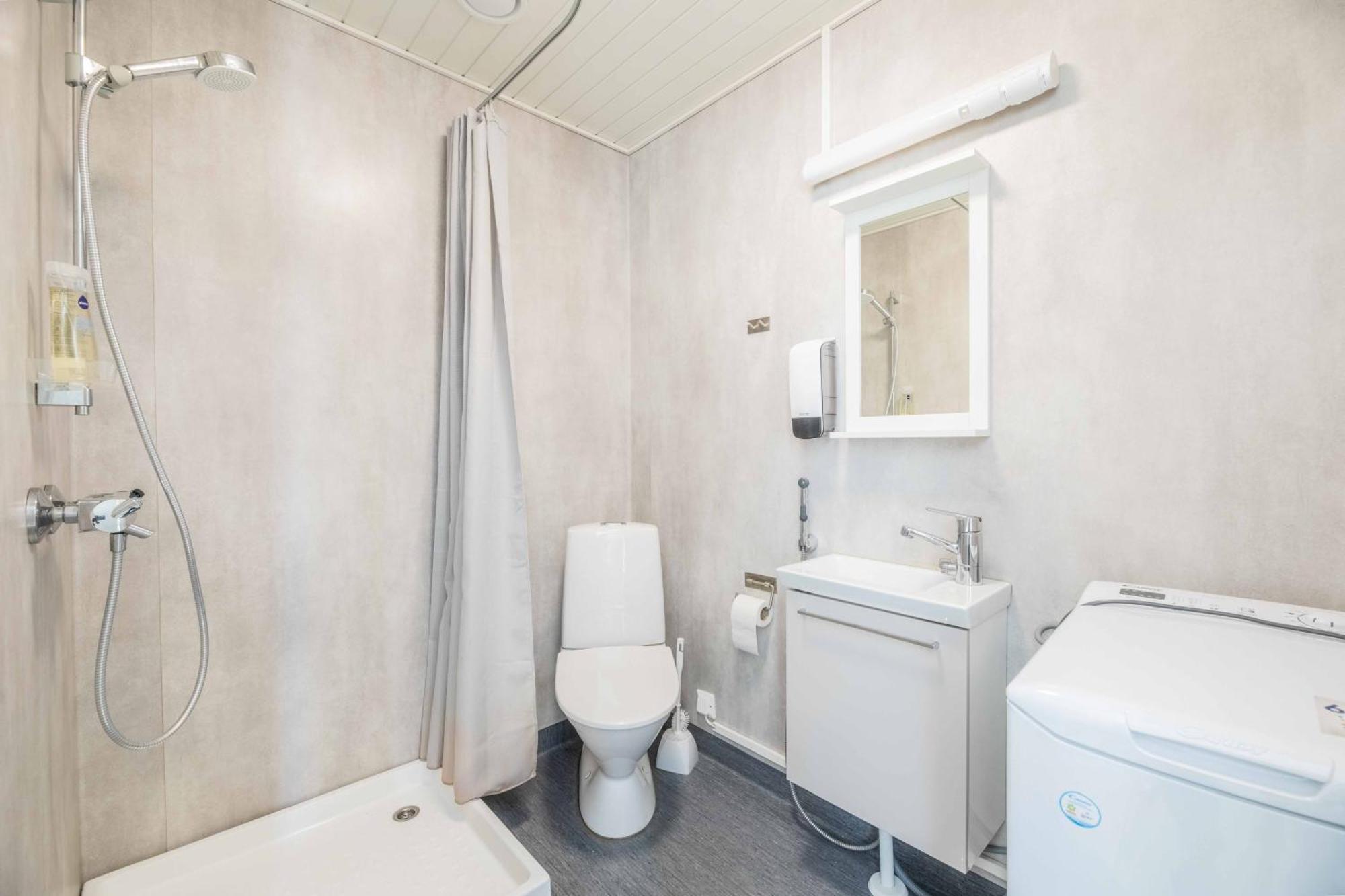 Vanha Postitalo Hostal *