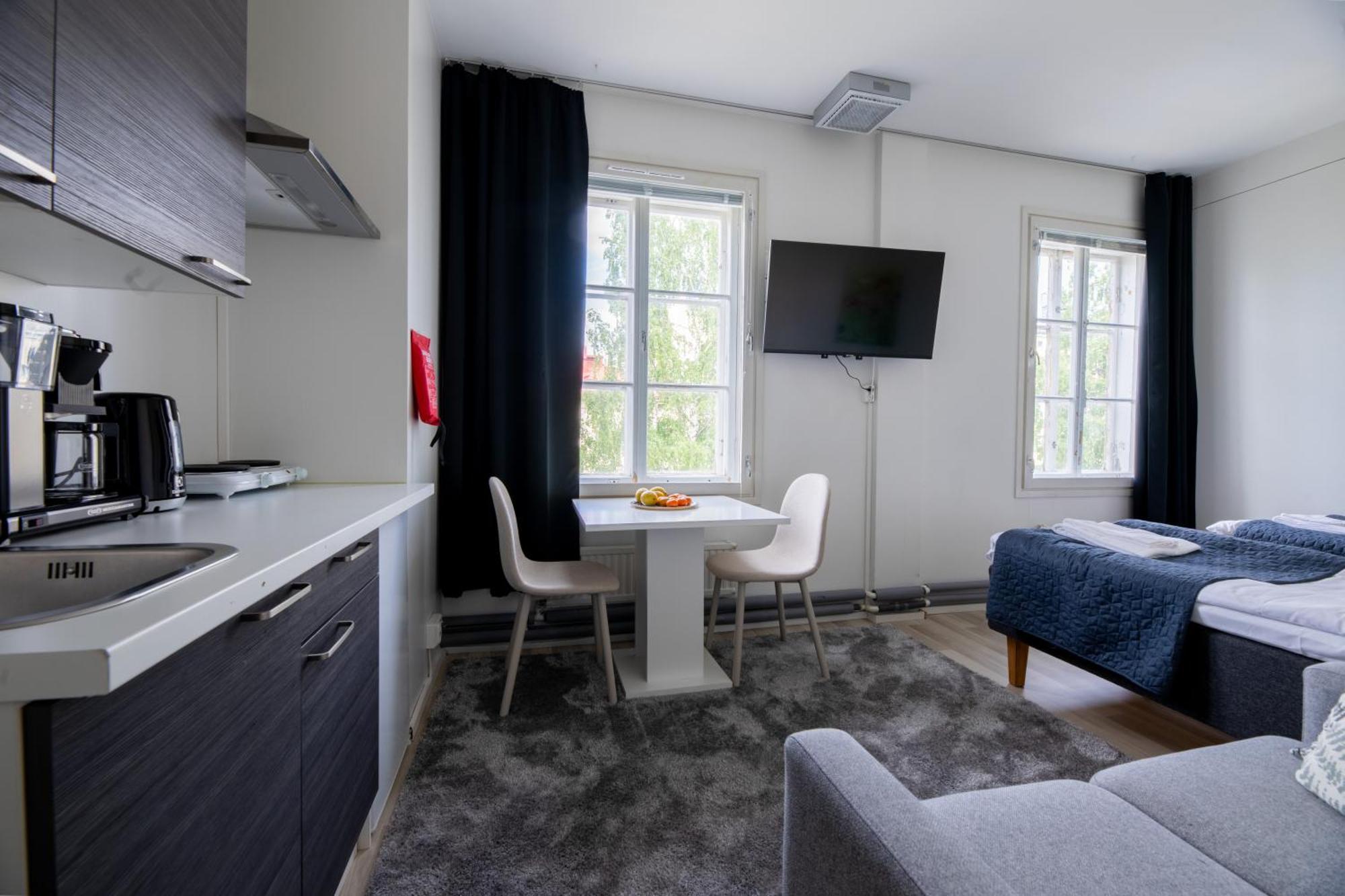 Hostal Vanha Postitalo *